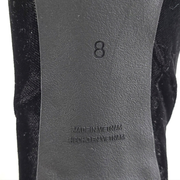 Old Navy Black Velvet  Heeled Ankle Boots Pointy Toe Side Zipper Size 8 - Picture 13 of 15